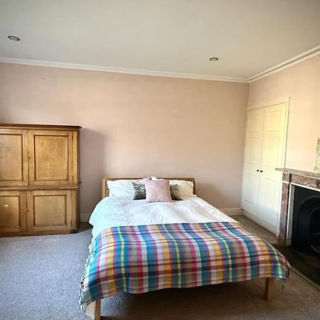 Villa Large Georgian House In Heart Of Exeter Esterno foto